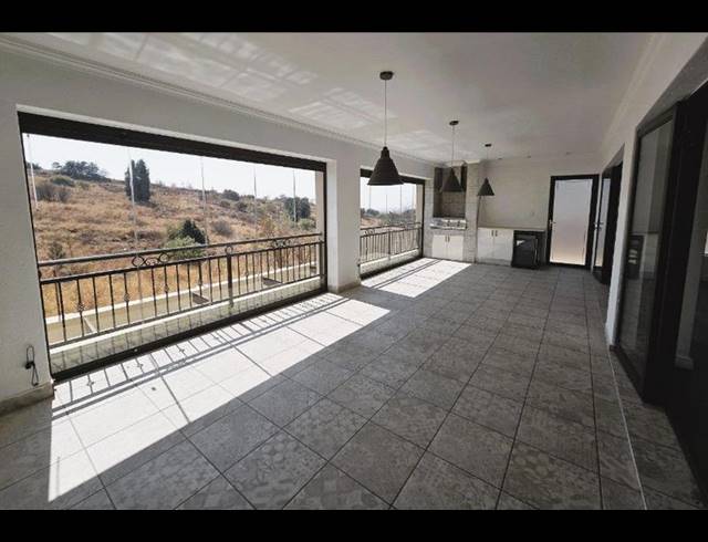 4 BEDROOM PROPERTY TO RENT IN WATERKLOOF RIDGE